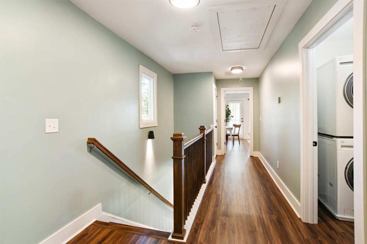 Sun Lit Modern Home With Good Vibes And Lots Of Coffee - Designedbydom Atlanta Bagian luar foto